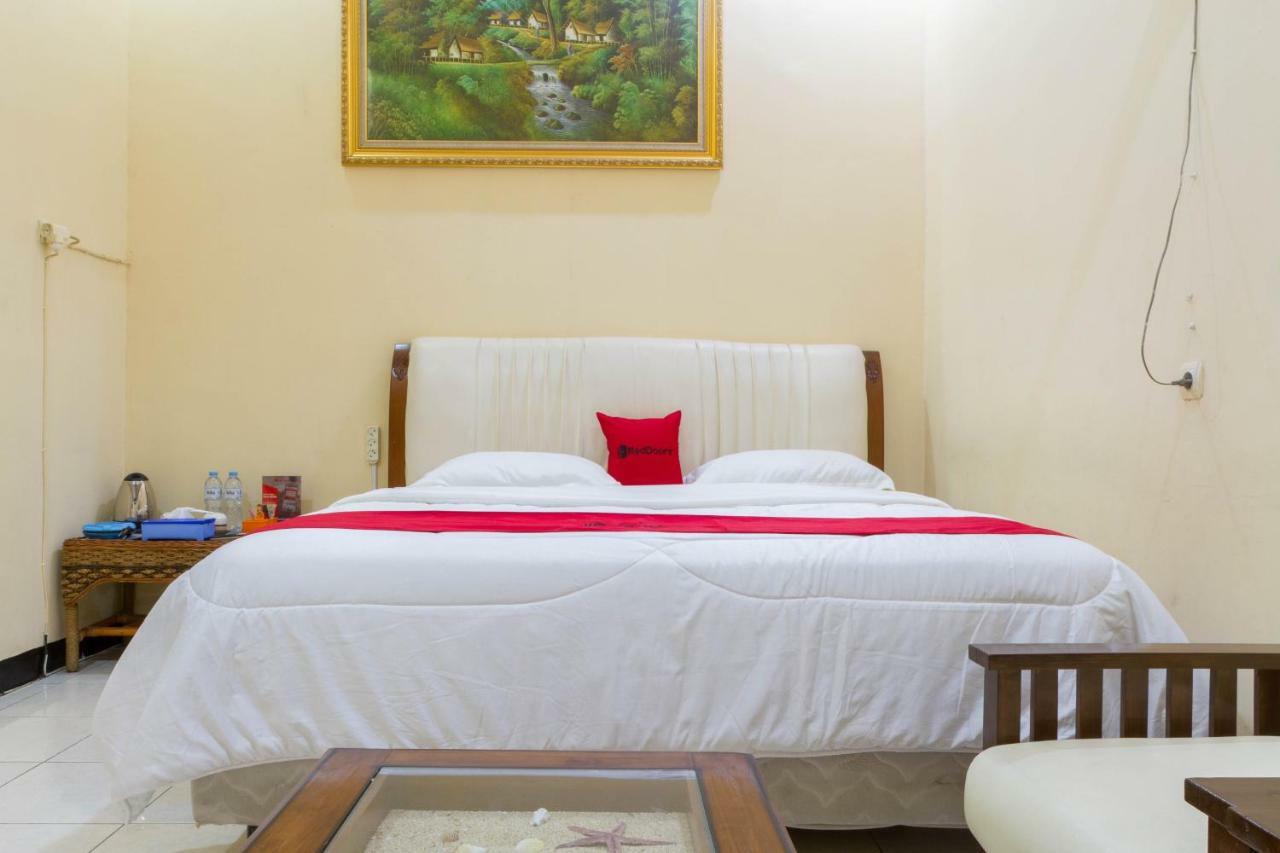 Reddoorz @ Pataruman Garut Extérieur photo